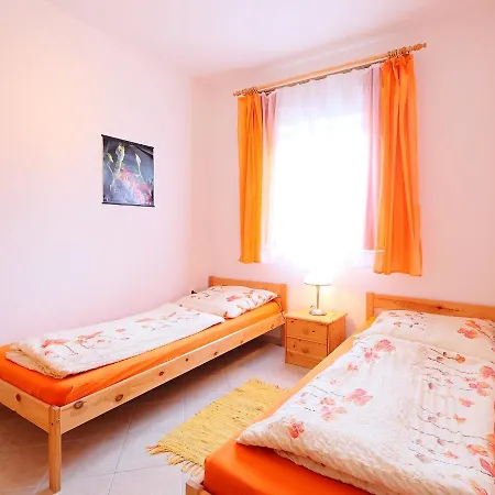 Amarillo 1 By Interhome